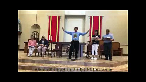 Jesucristo, Sumo y Eterno Sacerdote. Padre Luis Toro.