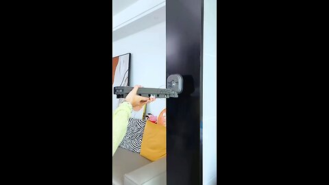 Wall Mounted Retractable Laundry Drying Rack with a Suction Cup, Outdoor Gadget