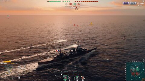 World of warships, too close for Comfort.