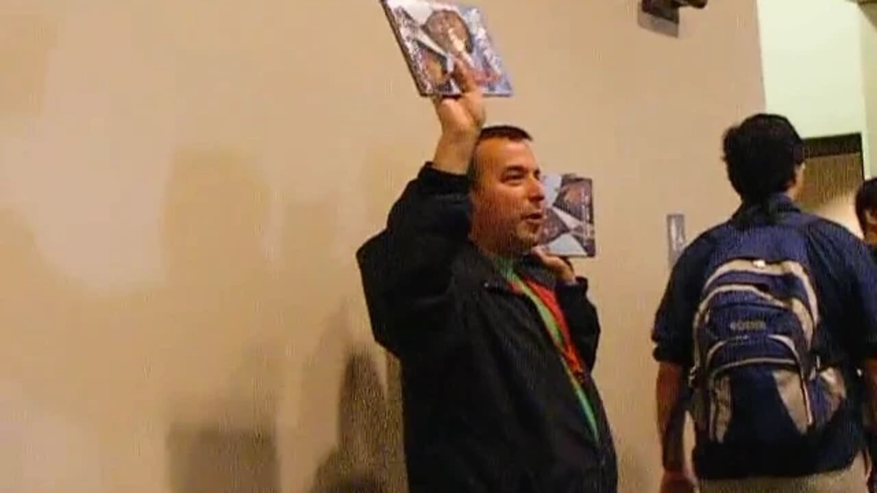 Barack Fans pass on the comic mostly