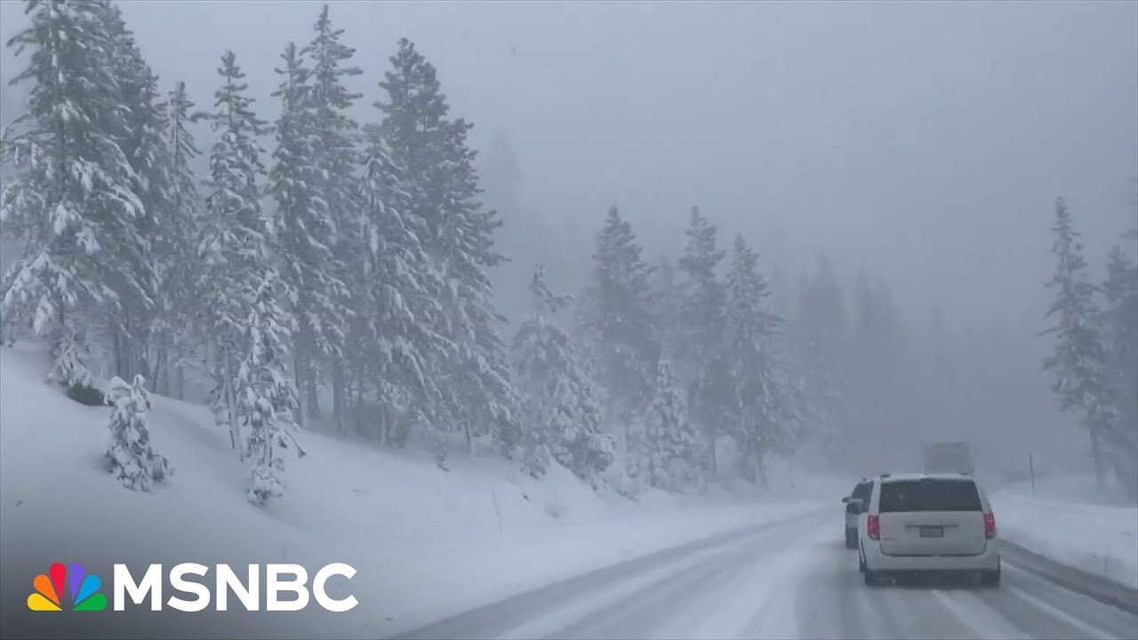 California's Sierra Nevada Pounded by Non-Stop Snow, Freeways Closed