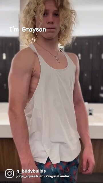 Hey, my name is Grayson and this is my first video!!!