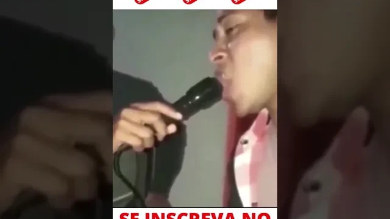 Engolindo o microfone kkkk #shorts