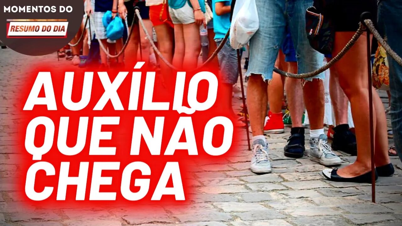Mais de 1,3 milhões de famílias aguardam na fila do Auxílio Brasil | Momentos