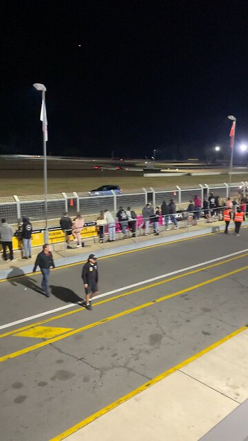 Skyline vs BMW 1 Series