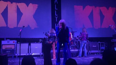 KIX Drummer struck by Cardiac Arrest during Live Performance - November 2022