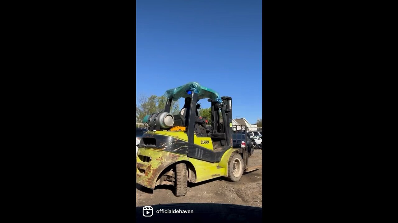 Junkyard Impound car