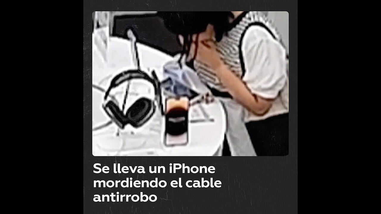 Rompe a mordiscos un cable antirrobo y se lleva un iPhone 14 Plus de una tienda