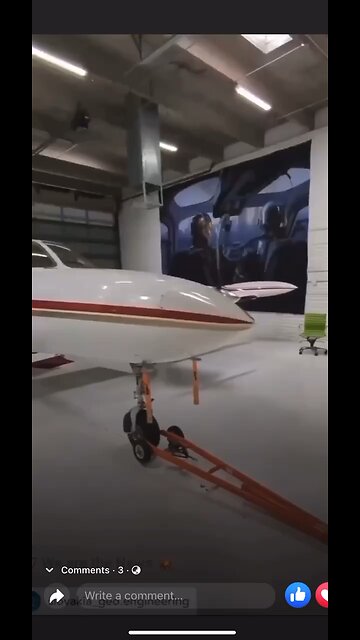 Chem trail equipped plane