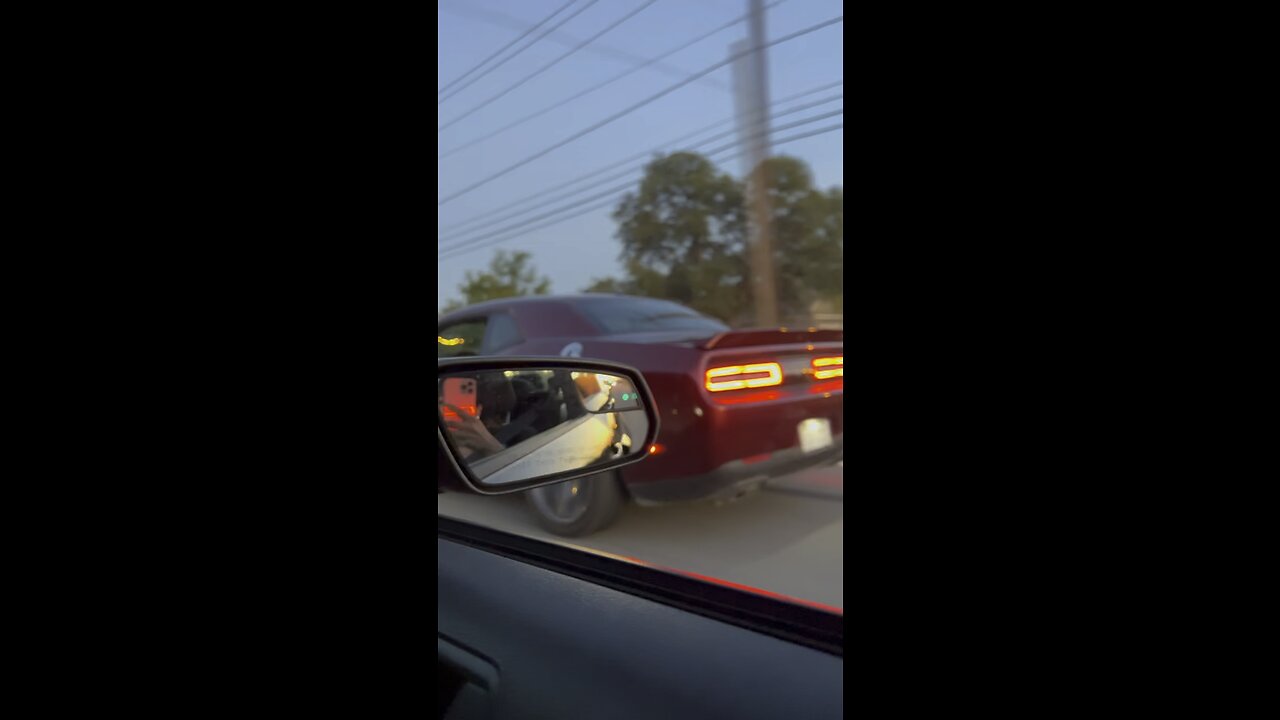 2019 dodge Challenger ￼rt vs 2014 mustang gt