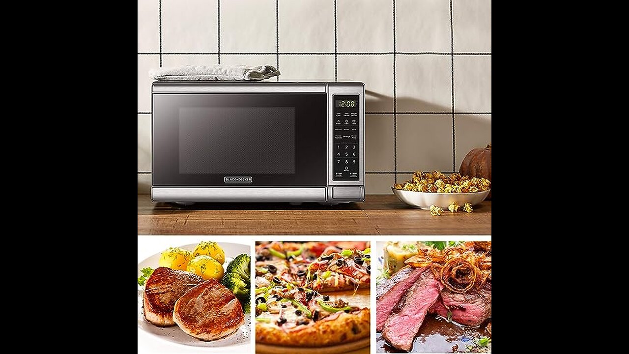 BLACK+DECKER EM720CB7 Digital Microwave Oven with Turntable Push-Button Door,