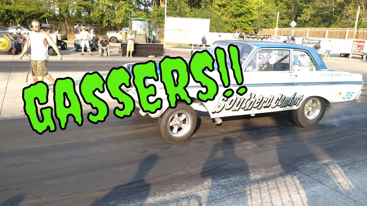 Gasser drag racing