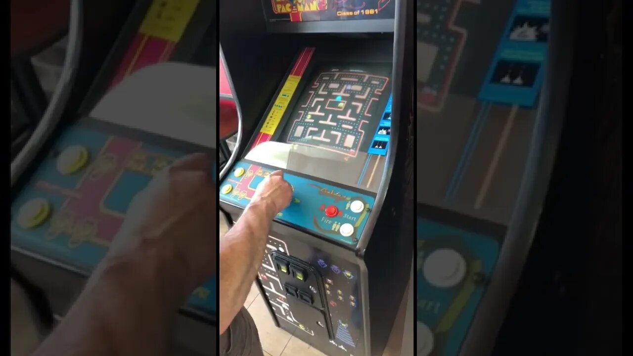 Rocking some Pac-Man on an old school machine