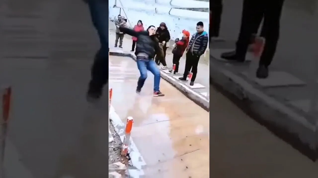 CAINDO DE BUNDA 😂😂😂 #shorts