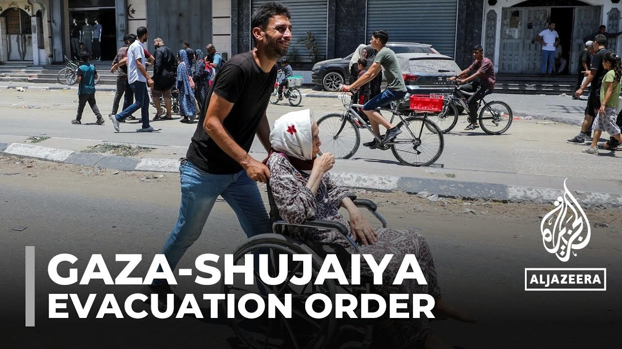 Eight people were killed as Palestinians were ordered to evacuate Shujaiya