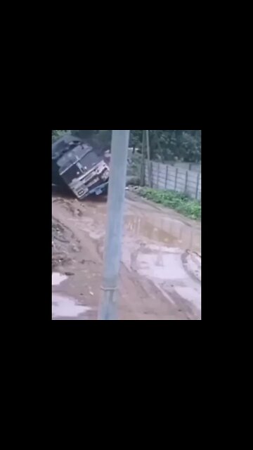 Decons-truck-ted #shorts #dashcams #fails #baddrivers