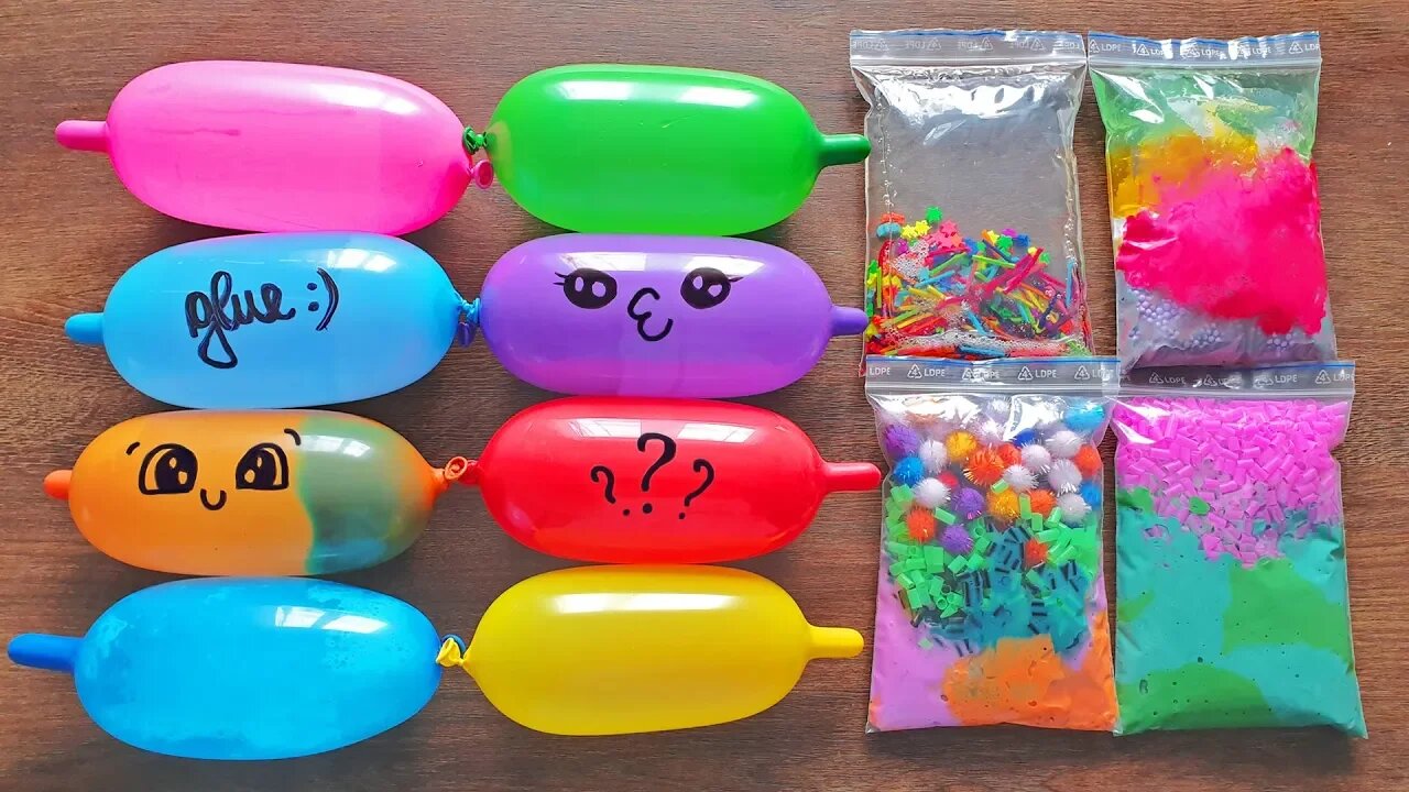 Making Slime with Funny Balloons and Slime Bags