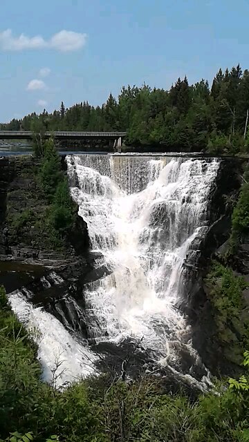 Kakabeka Falls