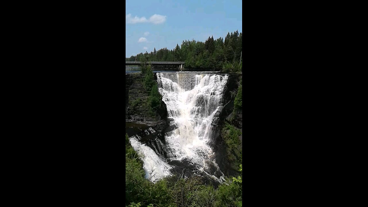 Kakabeka Falls