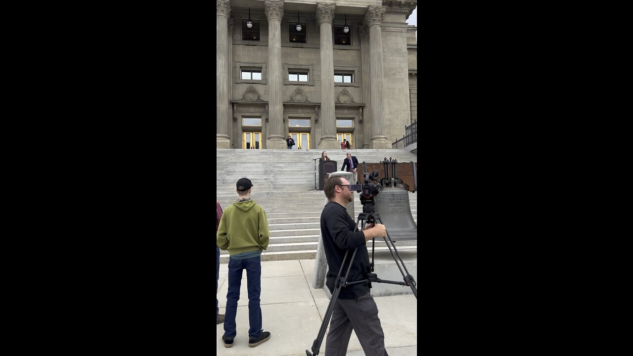 Screamers at the Capitol
