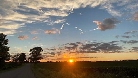 QuickCast: GORGEOUS weather settles over Great Lakes this week!!
