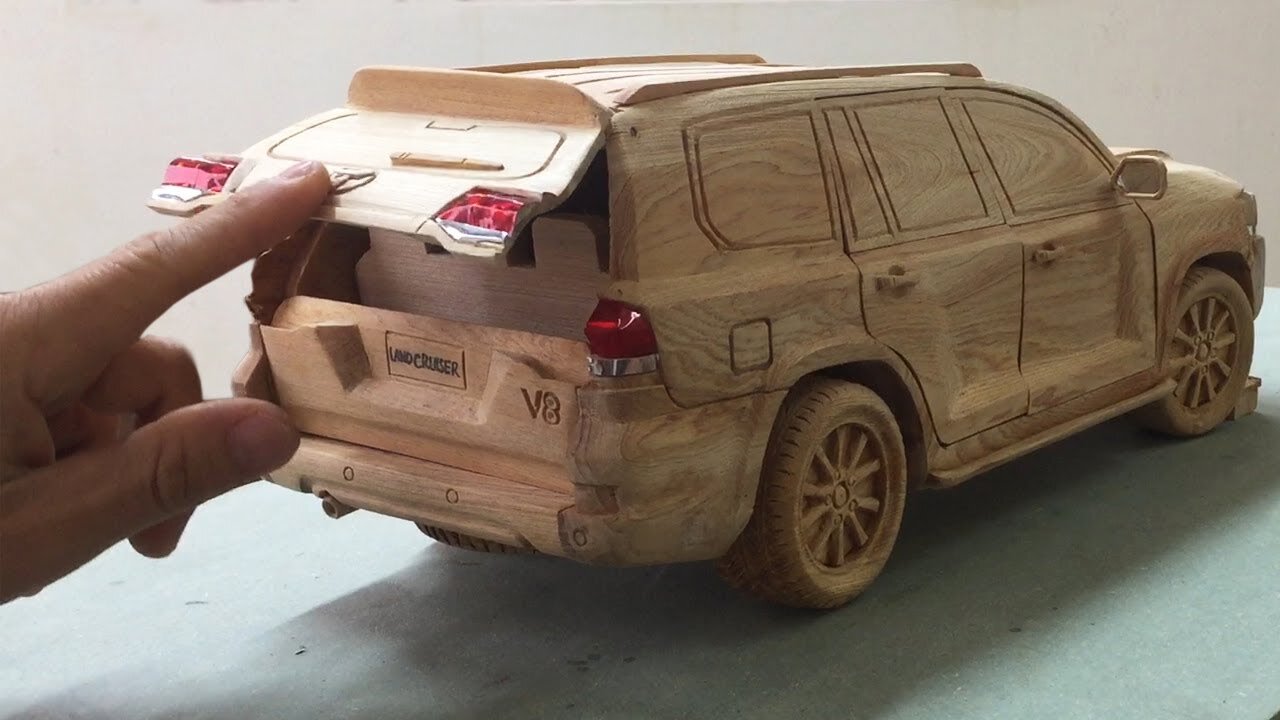 Building a Toyota Prado Land Cruiser 2020 Wooden Model: The Skill and Craftsmanship of a Carpenter