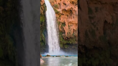 música para relaxar com vista de uma bela queda da'gua