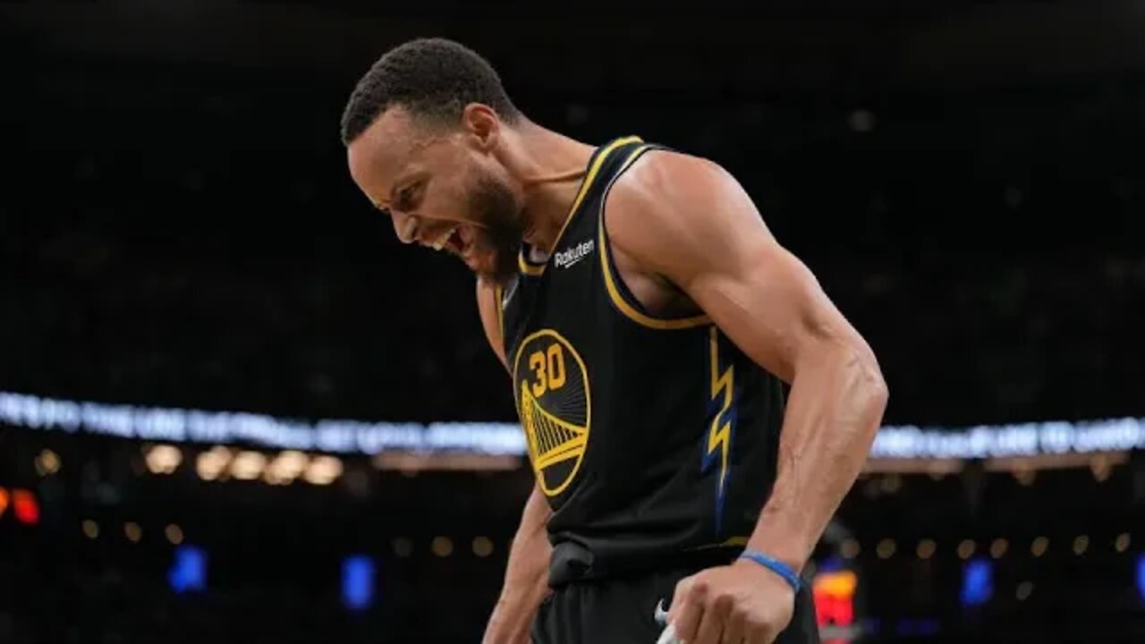 Stephen Curry Insane Shot Made His Dad In Shock Game 4 #nbafinals #stephencurry