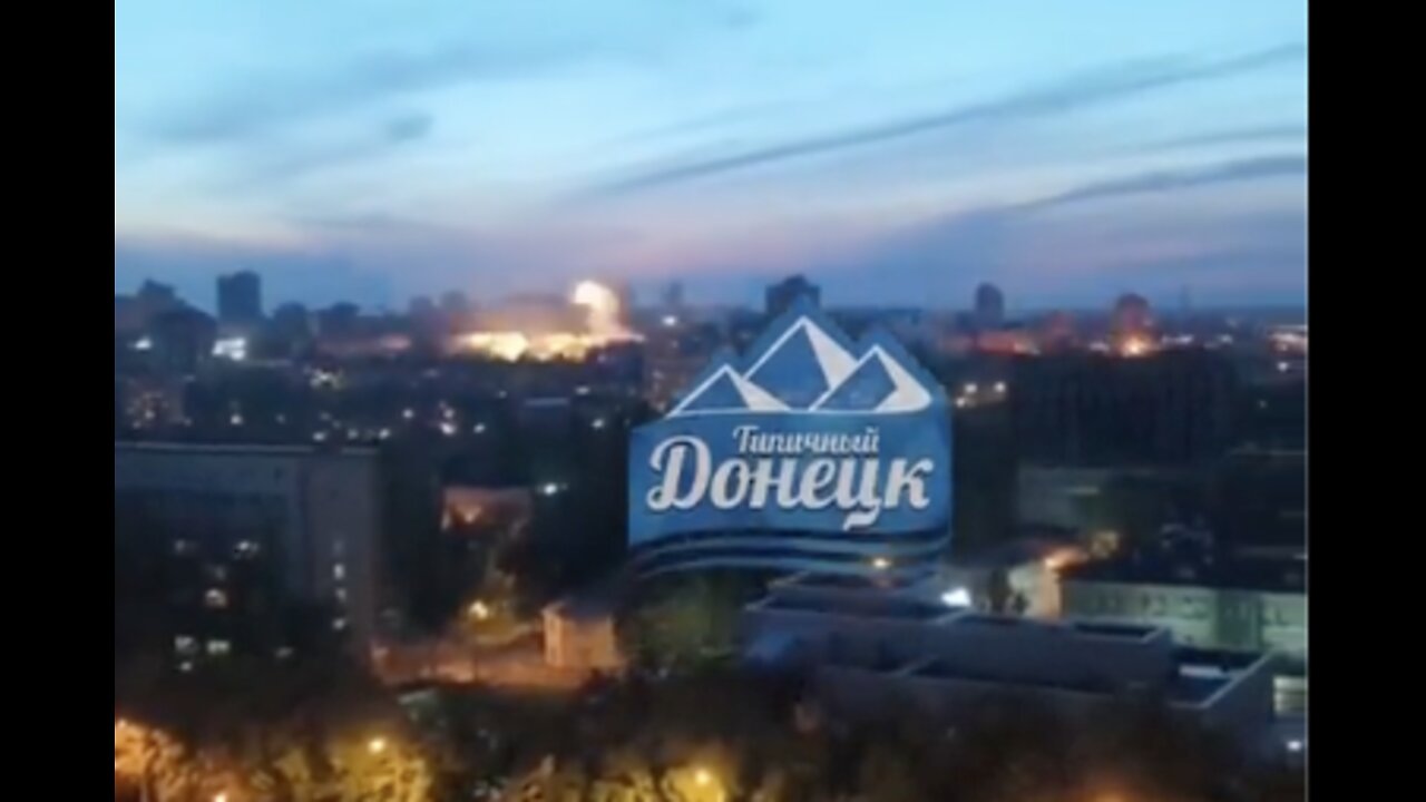 WAR CRIME! Ukrainian Army Bombing Centre Of Donetsk with massive MLRS strikes!