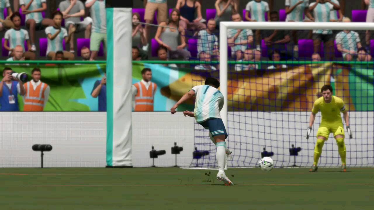 Fifa21 FUT Squad Battles - Jadon Sancho shot stopped