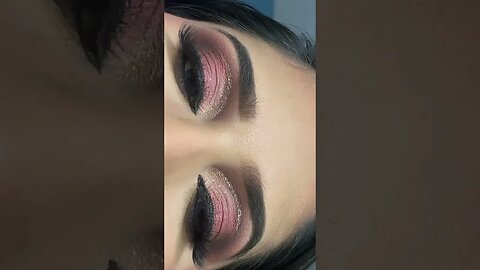 #makeupartist #reviewsbyanam #makeupvideo #makeupreel #makeupclass #mississaugamakeupartist #pr