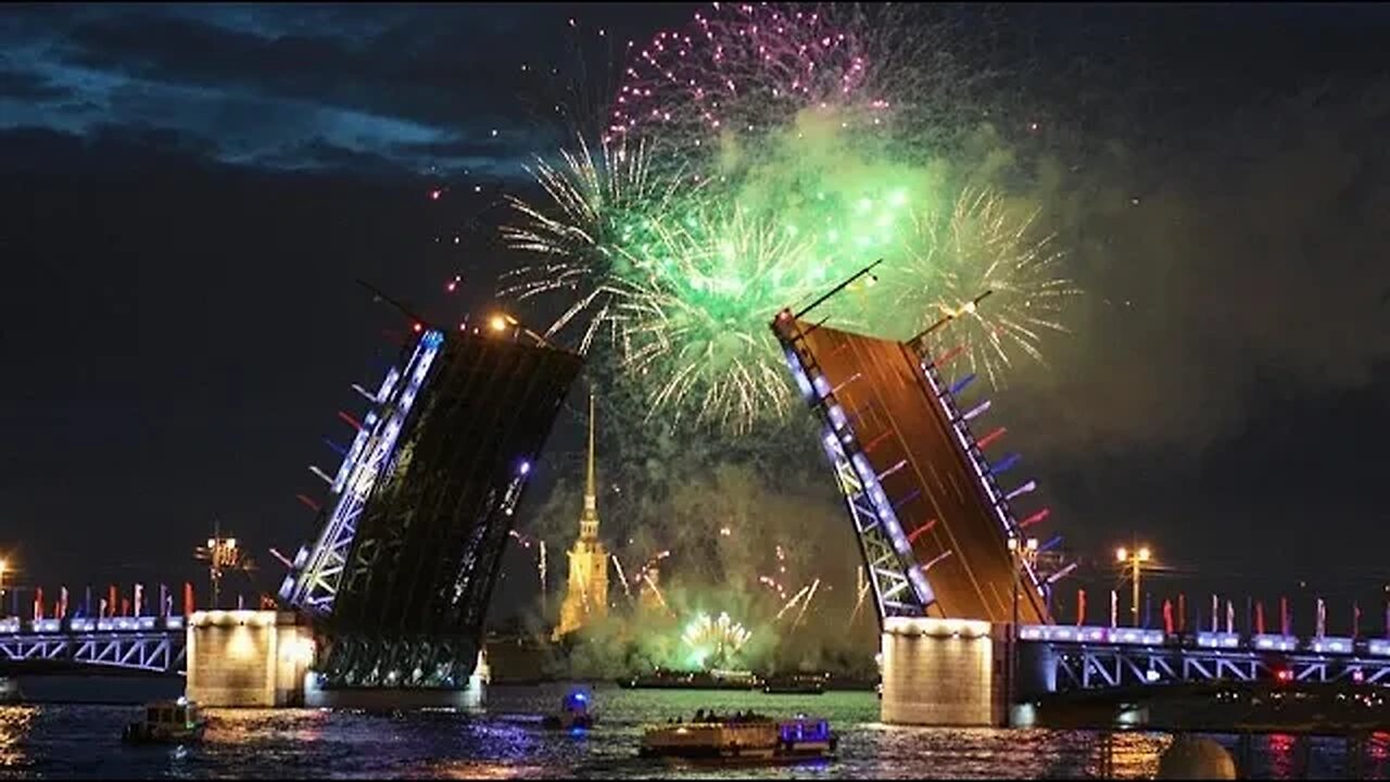 LIVE: Fireworks in honor of Russian Navy Day in St Petersburg