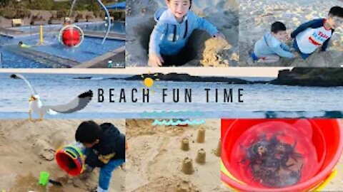 Beach Fun Time | Trapping The Crabs | Playing Sand | Summer Playtime | Video For Kids