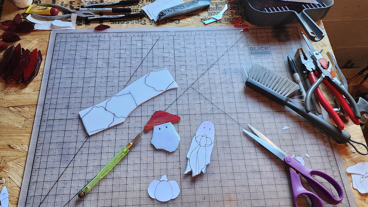 Cutting glass - ghosts, pumpkins, general spoops