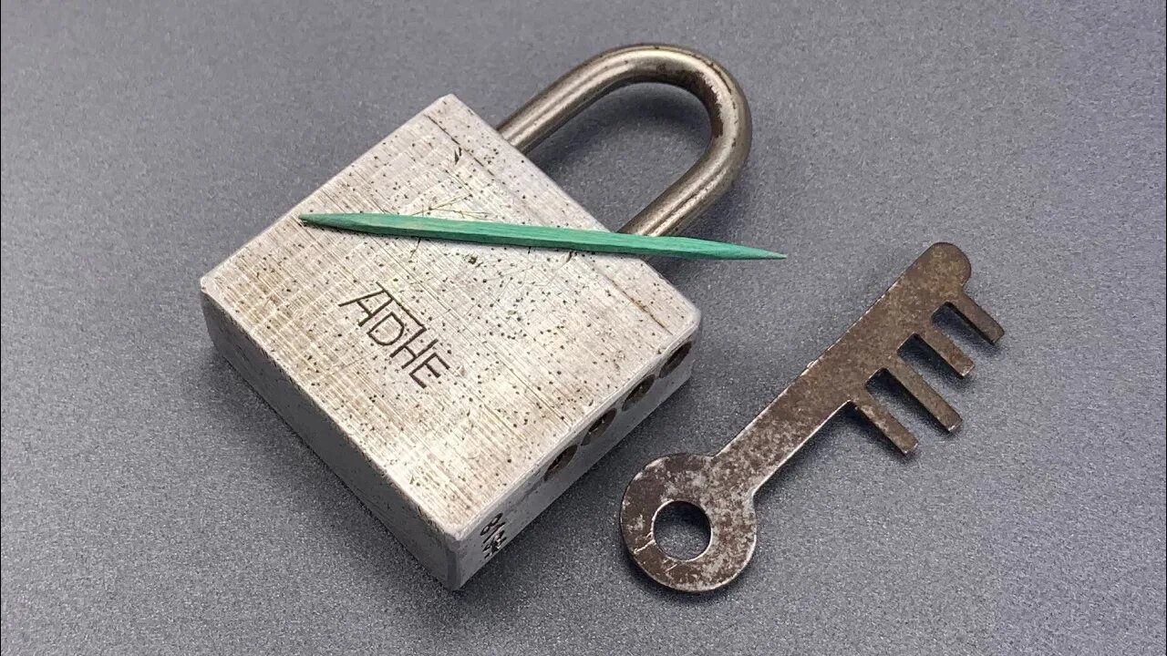 [1062] Unusual Soviet Padlock Picked With TOOTHPICK!