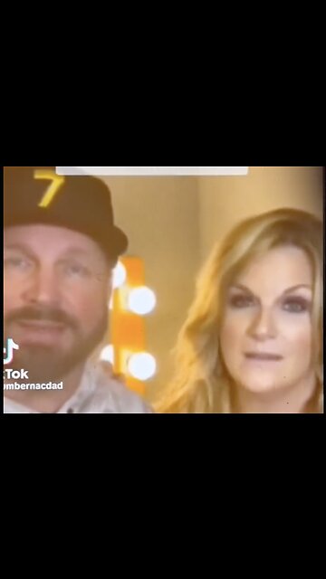 Garth Brooks is NOT Country, He Proves it Here