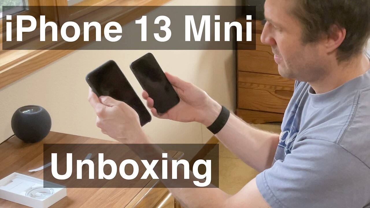 iPhone 13 Mini: Unboxing