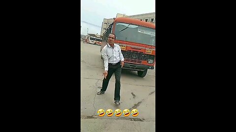 Uncle Funny Dance From Bus 🤣🤣