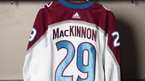 Avalanche auctions game-worn gear & other items