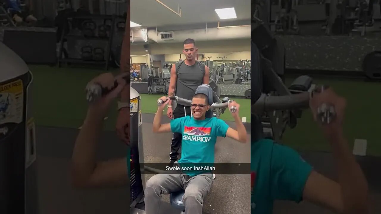 Sneako & N3on working out!