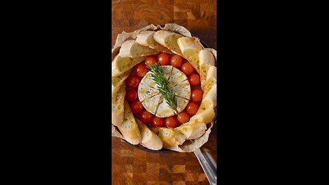 Baked Brie Cheese Platter