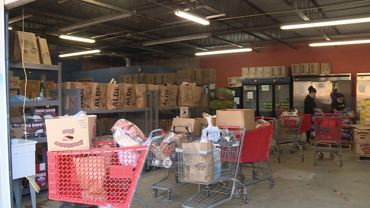 Woman Helps Put Food On The Table For Virginia Immigrants