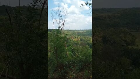 di atas gunung