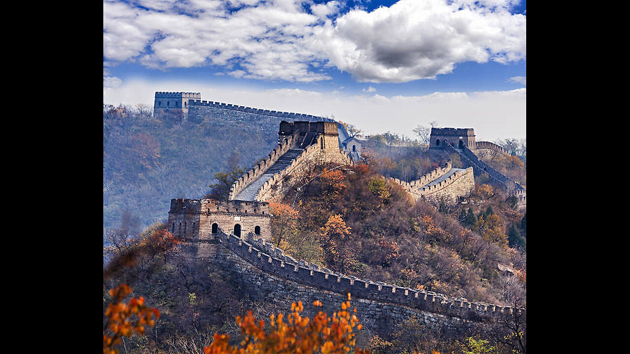 "Unveiling the Majesty: Exploring the Great Wall of China 🇨🇳"