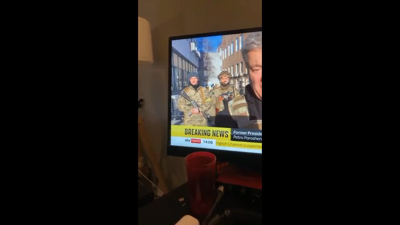 Incompetent Ukrainian soldier