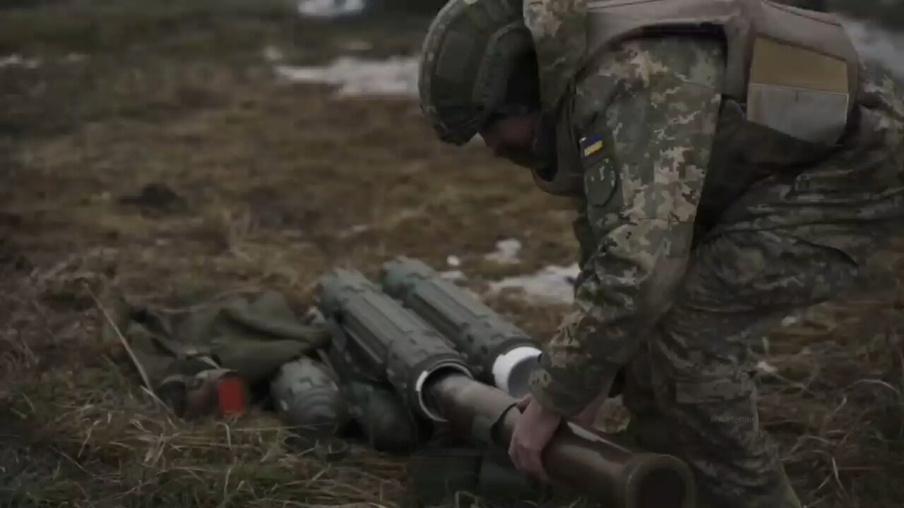 Ukraine Army Gets New Weapons