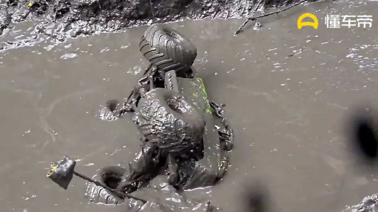 5: Look at the model car off-road, the vision is amazing, take a look.