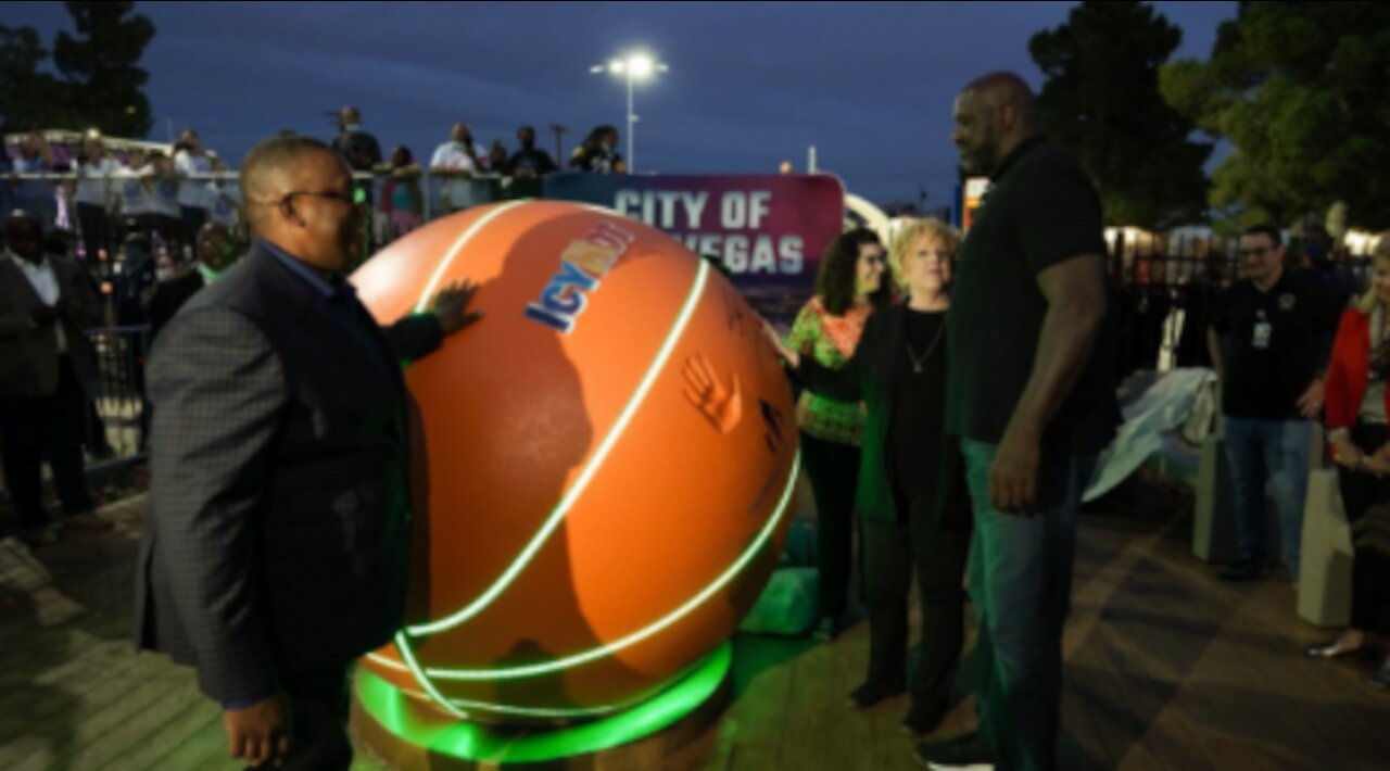 Shaq Courts debut at Doolittle Complex in Las Vegas with $200K donation