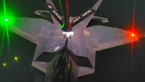 340th EARS connects with F22's