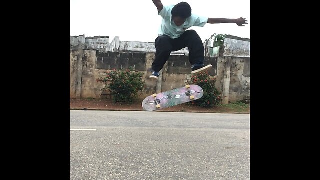 Heelflip